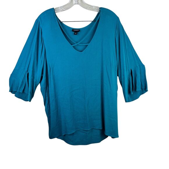 Torrid Womens Blouse Blue 3/4 Slit Sleeve V-Neck Cross Strap Pullover Size 3 - Picture 1 of 4